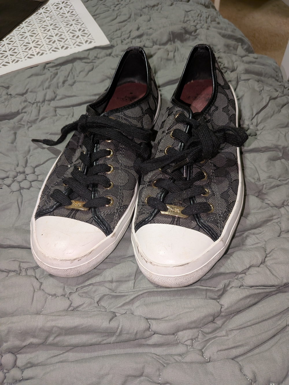 Coach Women's Black Signature Logo Lace-Up Sneakers